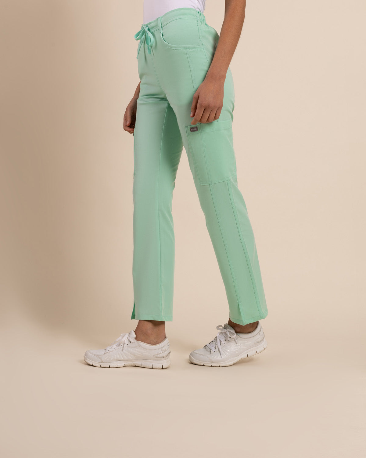 PANTALON MUJER COMFORT MENTA