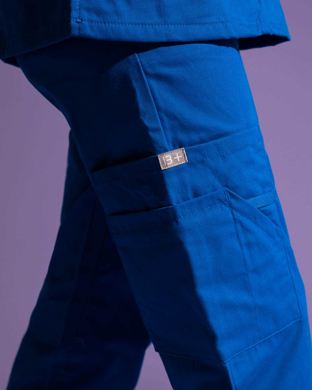 PANTALÓN MUJER BASIC AZUL REY